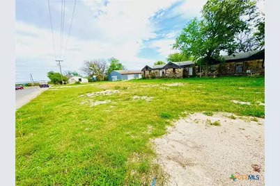 1104 Westview Drive, Gatesville, TX 76528 - Photo 2