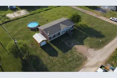 1602 W Saint Louis Avenue, Seadrift, TX 77983 - Photo 1
