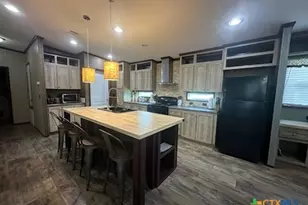 1602 W St Louis Ave, Seadrift, TX 77983 - Photo 8