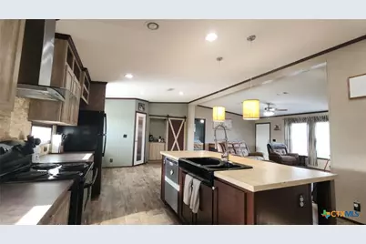 1602 W Saint Louis Avenue, Seadrift, TX 77983 - Photo 4