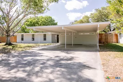 2807 Bluebonnet Street, Victoria, TX 77901 - Photo 2