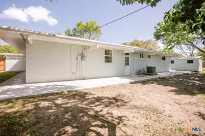 2807 Bluebonnet Street, Victoria, TX 77901 - Photo 6