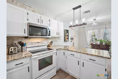 3620 Chestnut Court, Schertz, TX 78108 - Photo 12