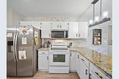 3620 Chestnut Court, Schertz, TX 78108 - Photo 16