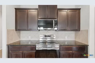 484 Copper Hill Drive, New Braunfels, TX 78130 - Photo 8