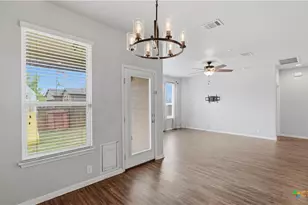 484 Copper Hill Dr, New Braunfels, TX 78130 - Photo 16