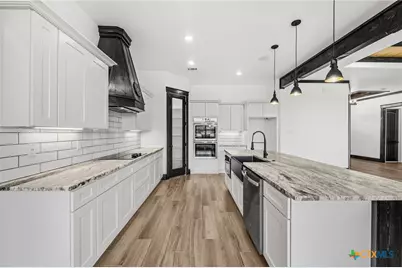 11151 Golden Eagle Avenue, Salado, TX 76571 - Photo 18