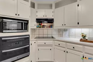 10280 S Whitehall Rd, Temple, TX 76504 - Photo 16