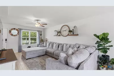 334 Mar Hill Street, Seguin, TX 78155 - Photo 8