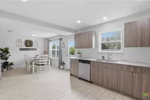 334 Mar Hill St, Seguin, TX 78155 - Photo 16