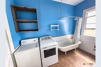 670 Thiele Road, Yoakum, TX 77995 - Photo 34