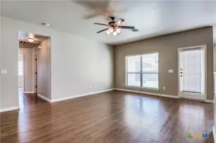 2214 Sun Chase Blvd, New Braunfels, TX 78130 - Photo 6