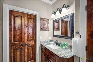 1065 Hillcrest Forest, Canyon Lake, TX 78133 - Photo 20