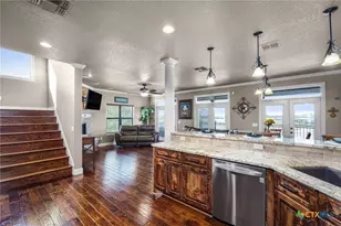 1065 Hillcrest Forest, Canyon Lake, TX 78133 - Photo 10
