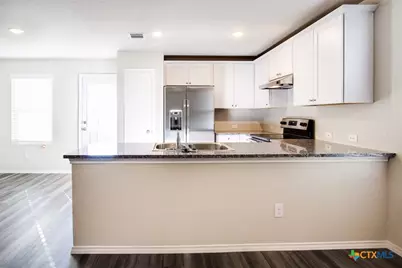 1915 Chiffchaff, New Braunfels, TX 78130 - Photo 12