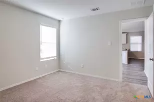 1915 Chiffchaff, New Braunfels, TX 78130 - Photo 16