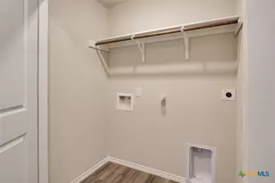 1915 Chiffchaff, New Braunfels, TX 78130 - Photo 24