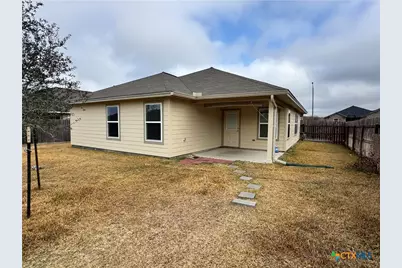 909 2nd Street, Cuero, TX 77954 - Photo 18