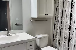 909 2nd St, Cuero, TX 77954 - Photo 6