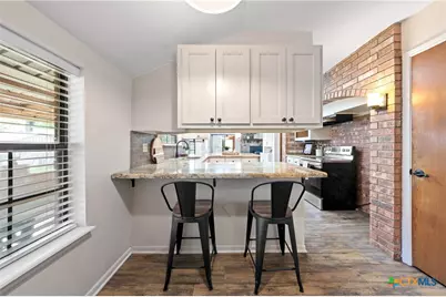 1903 N Harding Avenue, Cameron, TX 76520 - Photo 8