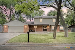 1903 N Harding Ave, Cameron, TX 76520 - Photo 2