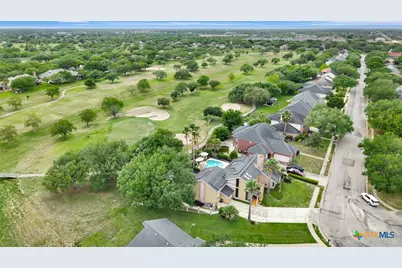 103 Tracy Lane, Victoria, TX 77904 - Photo 2