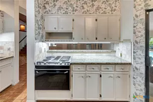 103 Tracy Ln, Victoria, TX 77904 - Photo 18