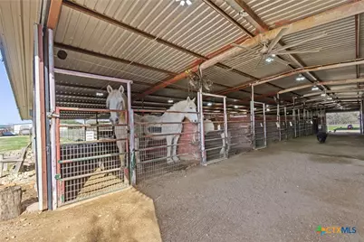 17851 Fm 1123, Holland, TX 76534 - Photo 26