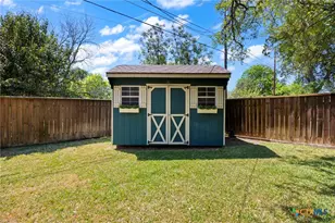 2010 N Beal St, Belton, TX 76513 - Photo 38