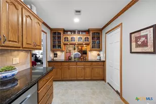 2010 N Beal St, Belton, TX 76513 - Photo 16