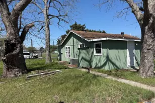 2411 Mumphord St, Victoria, TX 77901 - Photo 14