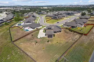 8411 Dorset Dr, Killeen, TX 76542 - Photo 4