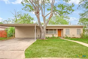 1010 E Humphreys St, Seguin, TX 78155 - Photo 26