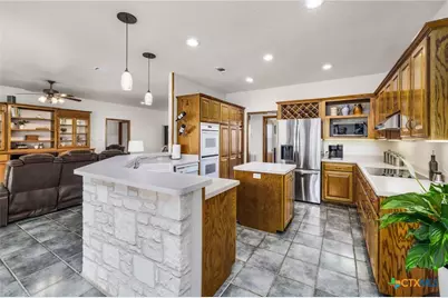 155 Maverick, New Braunfels, TX 78132 - Photo 20