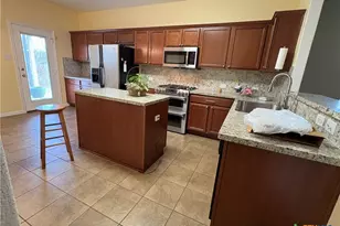 102 Wisteria Way, San Marcos, TX 78666 - Photo 10