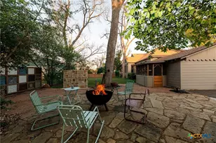 1202 Pecan St, Bastrop, TX 78602 - Photo 38