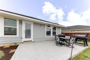 303 Schuyerville Dr, Elgin, TX 78621 - Photo 32