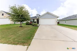 303 Schuyerville Dr, Elgin, TX 78621 - Photo 2