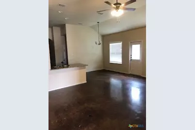 1509 Lucille, Seguin, TX 78155 - Photo 4