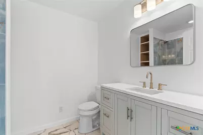 408 W Royal Oak Lane, Rockport, TX 78382 - Photo 12