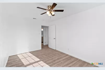 408 W Royal Oak Lane, Rockport, TX 78382 - Photo 18