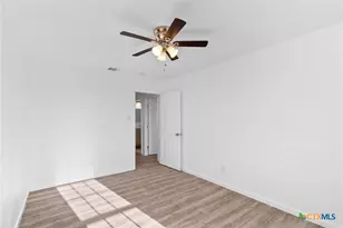 408 W Royal Oak Ln, Rockport, TX 78382 - Photo 18