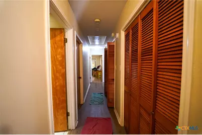 2801 E Loma Vista Avenue, Victoria, TX 77901 - Photo 12