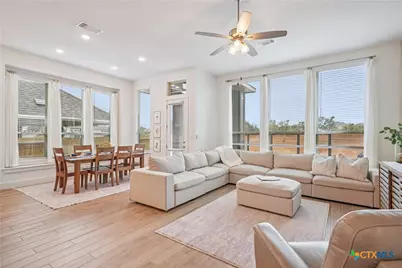 1703 Dirndl, New Braunfels, TX 78132 - Photo 2