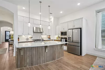 1703 Dirndl, New Braunfels, TX 78132 - Photo 4