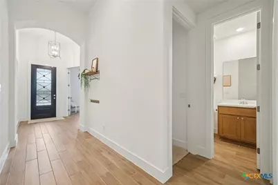 1703 Dirndl, New Braunfels, TX 78132 - Photo 10