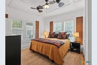 277 Magazine Avenue, New Braunfels, TX 78130 - Photo 20