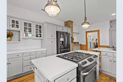 277 Magazine Avenue, New Braunfels, TX 78130 - Photo 18