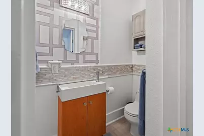 277 Magazine Avenue, New Braunfels, TX 78130 - Photo 24