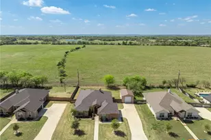 109 Northern Ave, Gatesville, TX 76528 - Photo 32